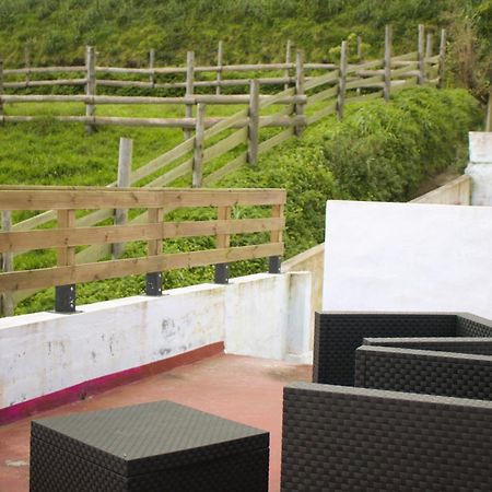 Um Quarto Da Casa Do Monte Vila Franca do Campo Luaran gambar