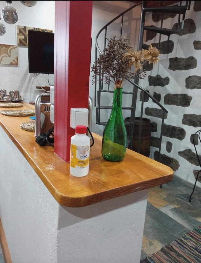 Um Quarto Da Casa Do Monte Vila Franca do Campo Luaran gambar