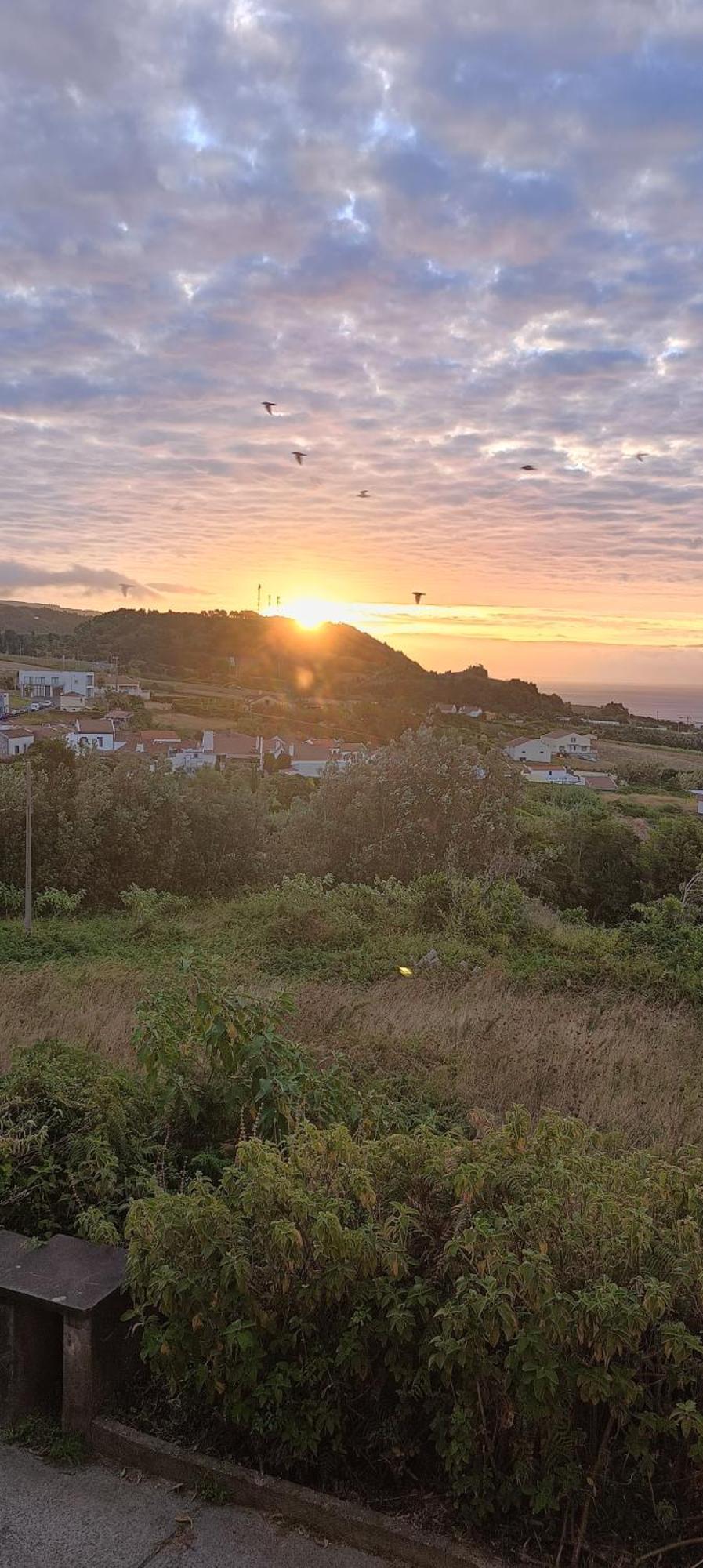 Um Quarto Da Casa Do Monte Vila Franca do Campo Luaran gambar